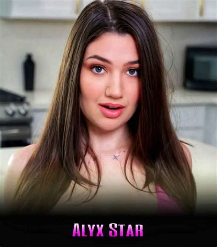 Alyx Star: Wiki, Age, Career, & More - Unveiling the Star!