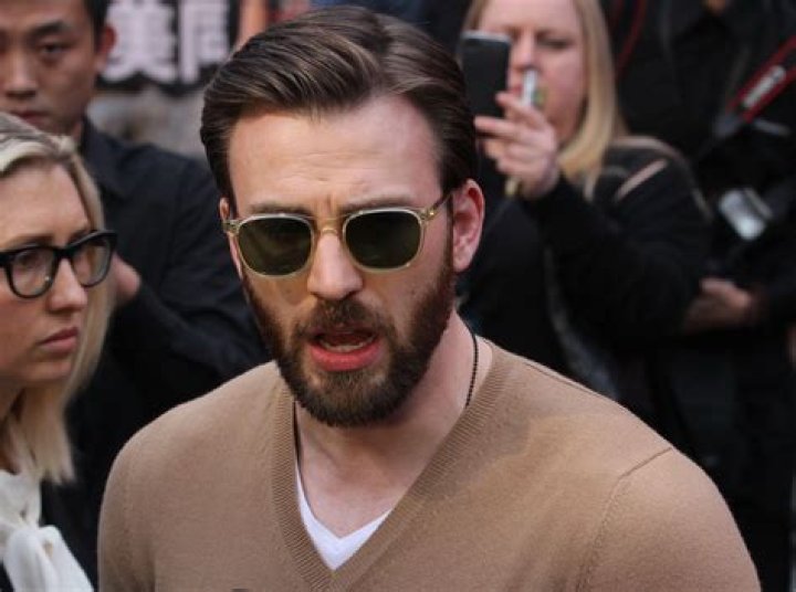 Chris Evans' Accidental Nude Photo Leak: The Story