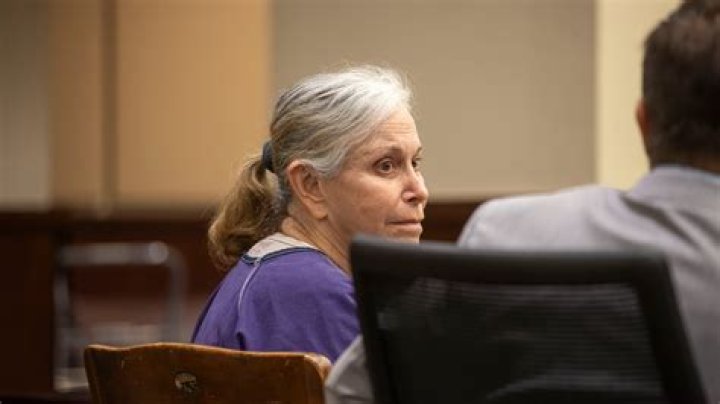 Who is Donna Briggs? Uncovering the Story of a Media Personality and Philanthropist